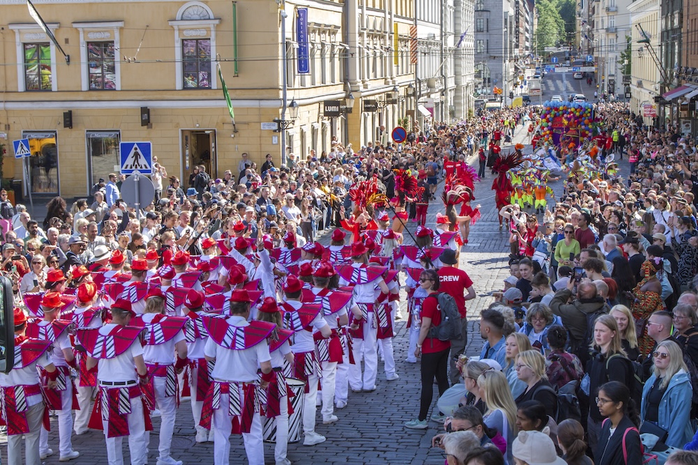 Sambakulkue, Tuska ja Pride tuovat Helsingin kaduille väriä ja vilinää kesäkuussa