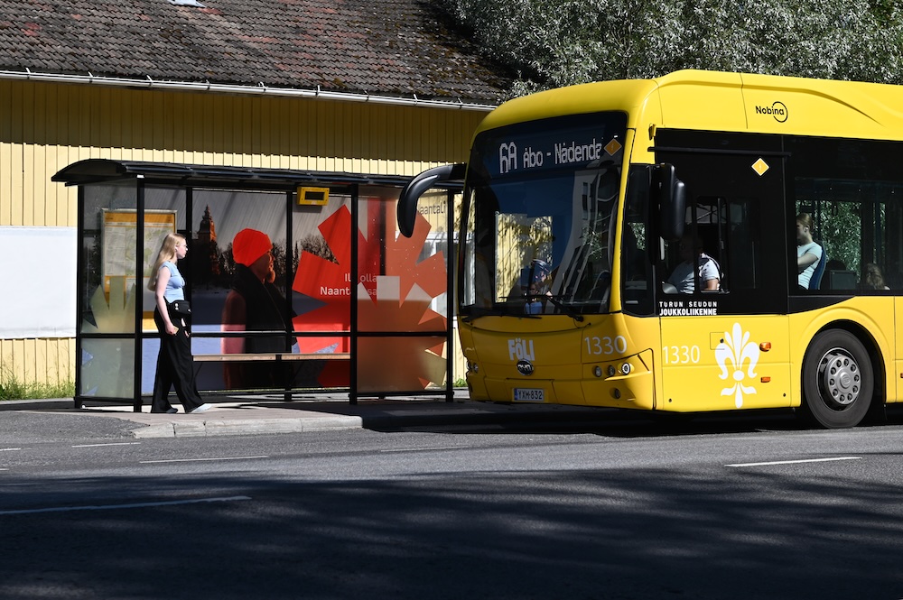 Bussipysäkki, kuva: Naantalin kaupunki